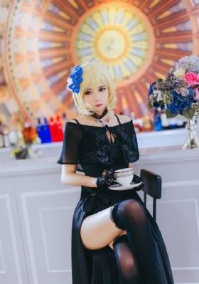 欧美男模特时装秀西装_高清直播在线观看